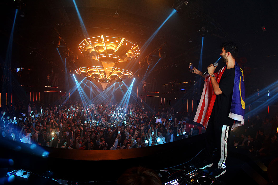 R3HAB performing at the Grand Opening of Zouk Genting