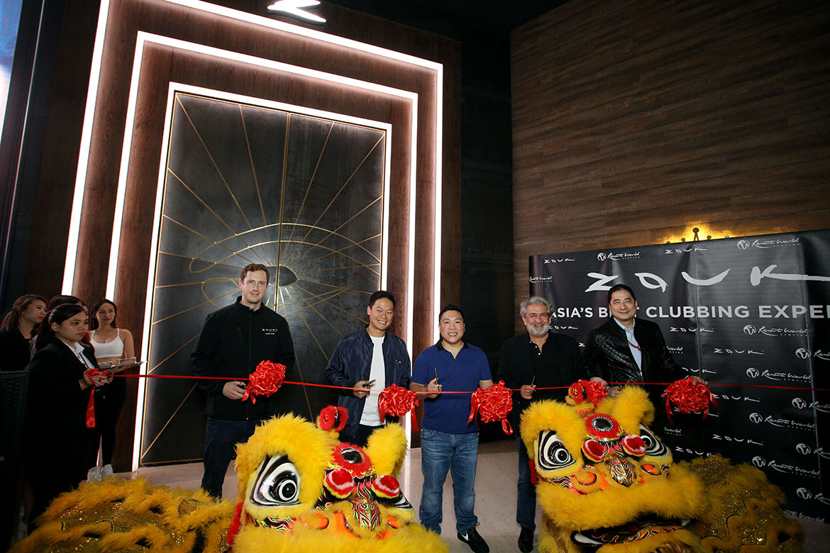 The ribbon cutting at the Grand Opening of Zouk Genting
